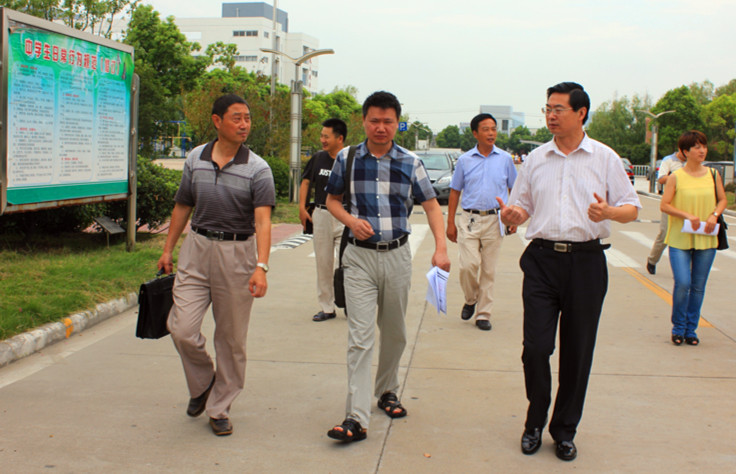 泰州市外国专家局等四单位考察我校外国专家接待工作 泰州市外国专家局等四单位考察我校外国专家接待工作