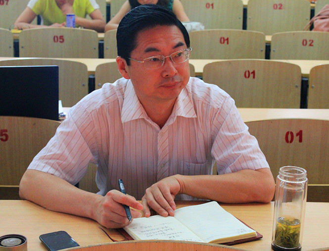 泰州实验中学邀请陈莱建教授来校培训 泰州实验中学邀请陈莱建教授来校培训