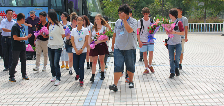 泰州实验中学迎来澳大利亚客人 泰州实验中学迎来澳大利亚客人