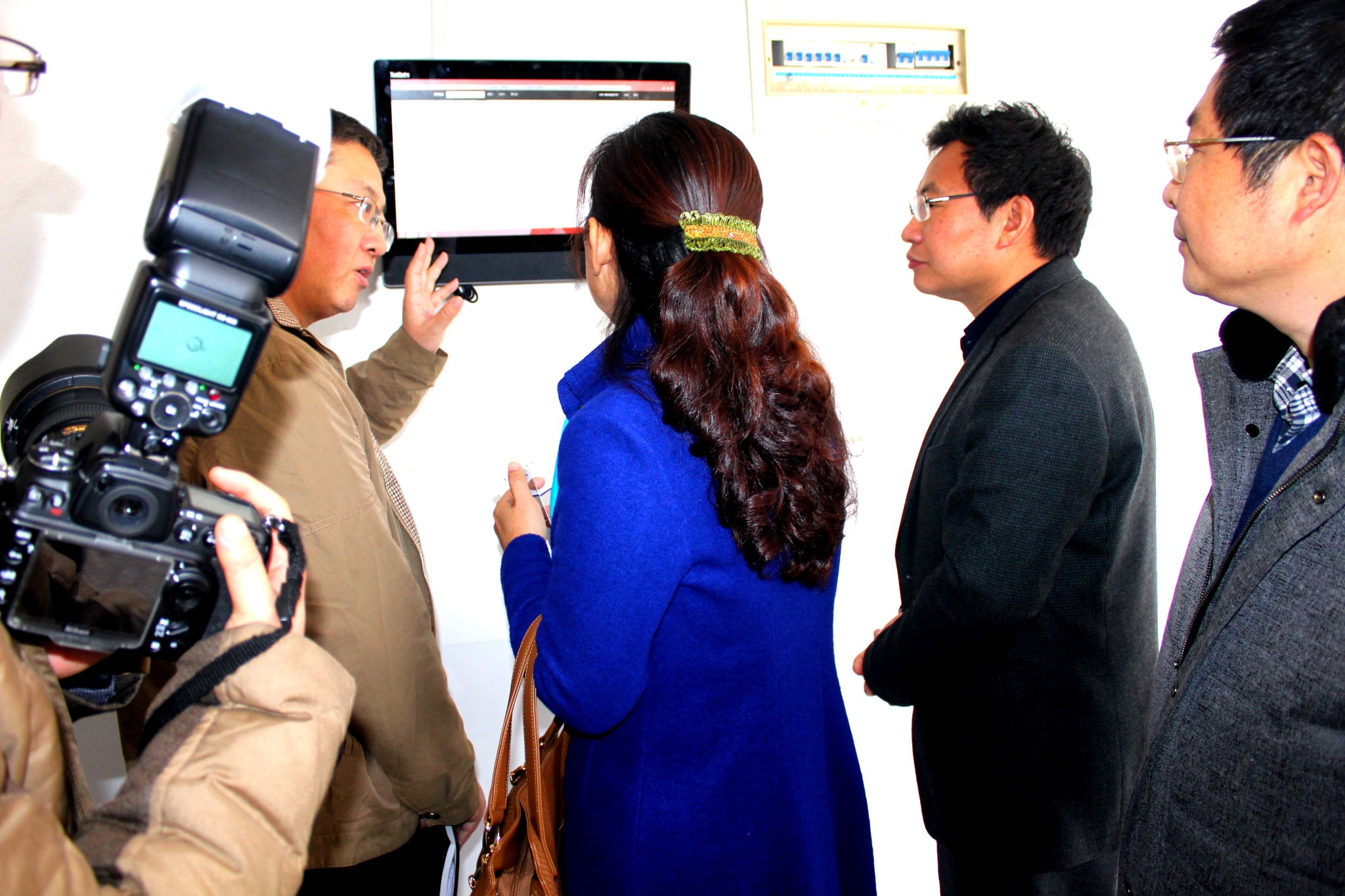 中央电教馆副馆长蔡耘一行来我校调研 中央电教馆副馆长蔡耘一行来我校调研