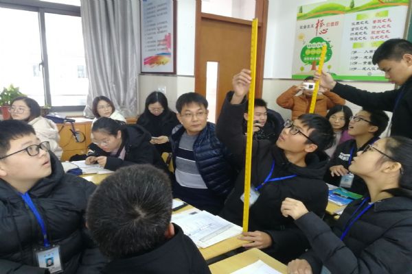 校际交流___共促成长 校际交流___共促成长