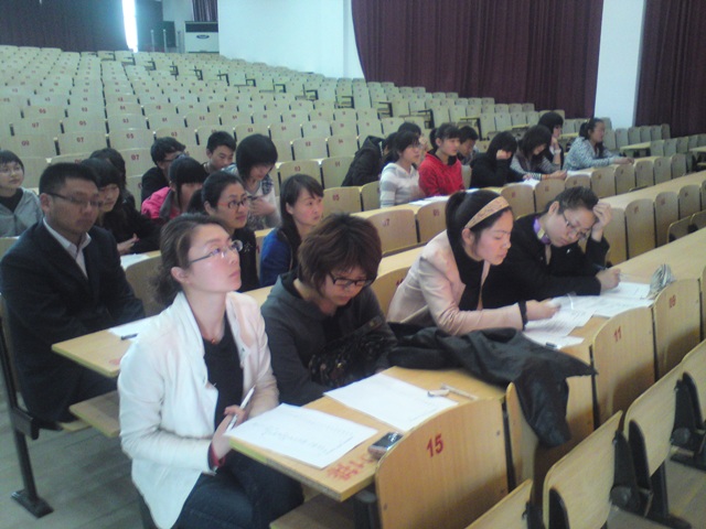 “五四精神和青年人担当”辩论选拔赛在报告厅成功举行 “五四精神和青年人担当”辩论选拔赛在报告厅成功举行