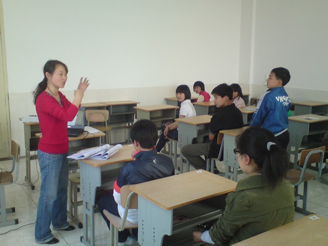 初中语文组开展“天籁轩”社团活动 初中语文组开展“天籁轩”社团活动