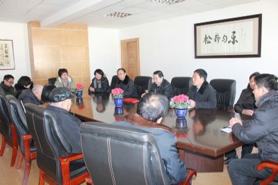 我校开展“阳光快车”送温暖活动 我校开展“阳光快车”送温暖活动