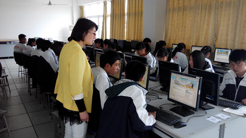 泰州实验中学网上祭英烈活动 泰州实验中学网上祭英烈活动